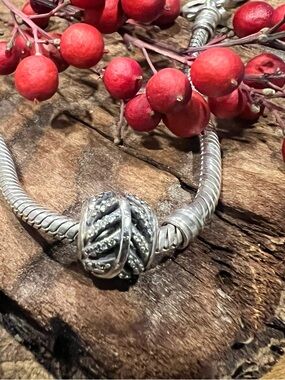 Authentic Pandora Openwork Charm Light s a Feather Bead Clear Micro Pave